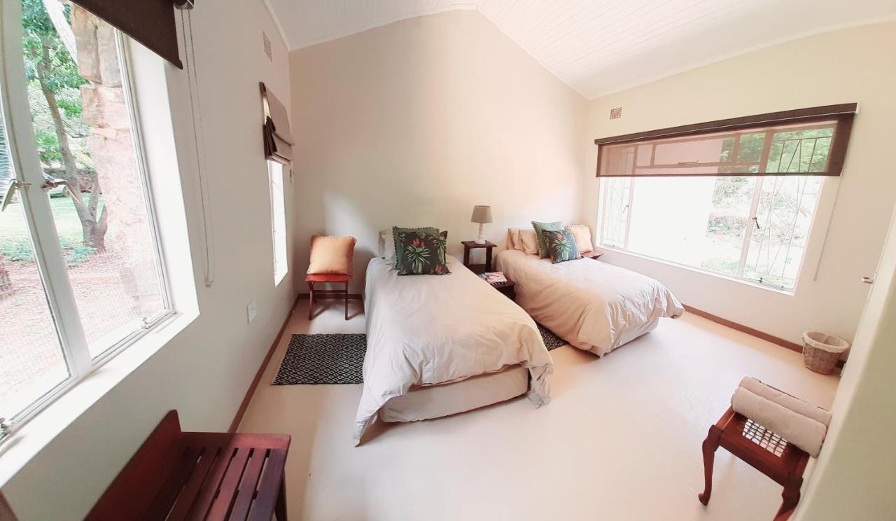 Echo Caves Hotel Ohrigstad ภายนอก รูปภาพ